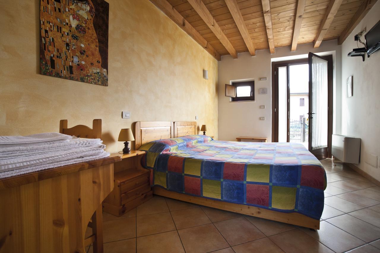 Agriturismo Le Sigalette Salionze エクステリア 写真